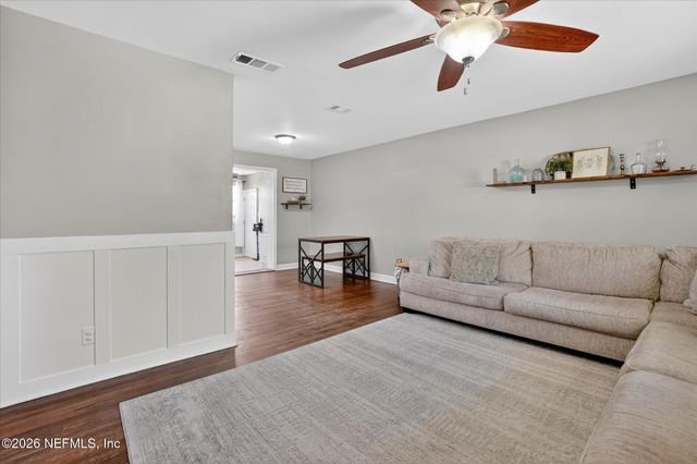 11259 SOFORENKO Drive, Jacksonville, FL 32218