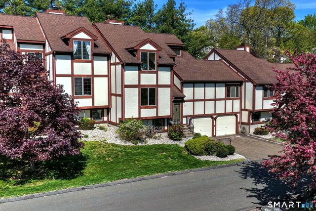 690 Forest Road 472, West Haven, CT 06516