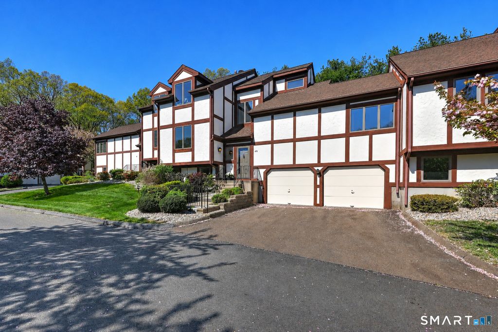 690 Forest Road 472, West Haven, CT 06516