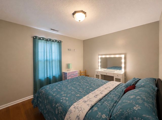 1013 S Tidwell Rd, Bon Aqua, TN 37025