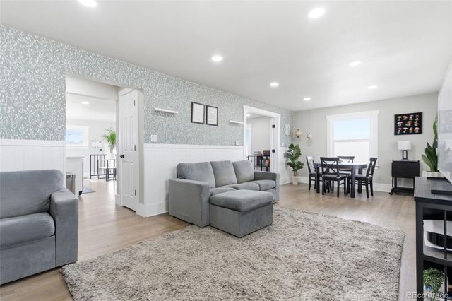 5611 S Cedar Street, Littleton, CO 80120