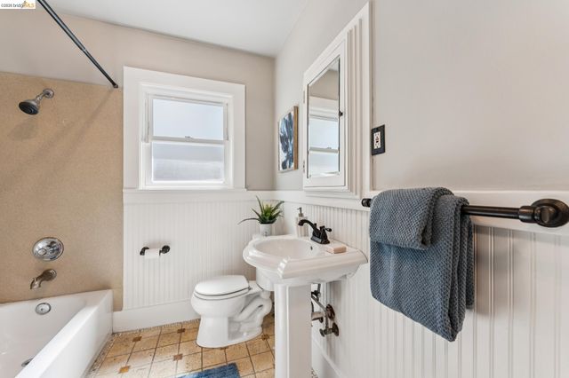 620 Elm St, El Cerrito, CA 94530