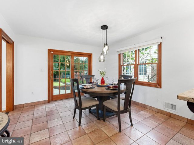 206 KING AVE, Haddon Township, NJ 08108