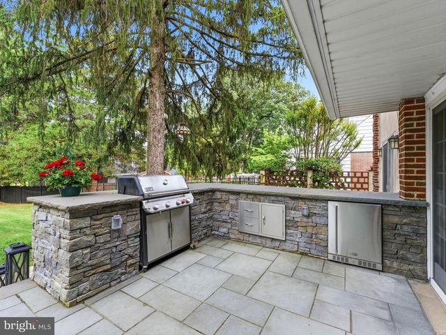 206 KING AVE, Haddon Township, NJ 08108