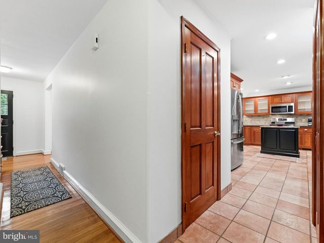 206 KING AVE, Haddon Township, NJ 08108