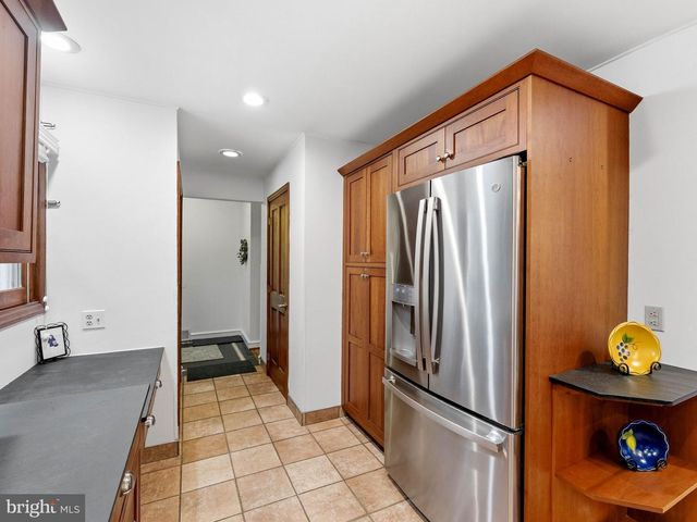 206 KING AVE, Haddon Township, NJ 08108
