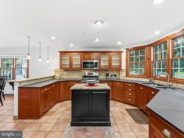 206 KING AVE, Haddon Township, NJ 08108
