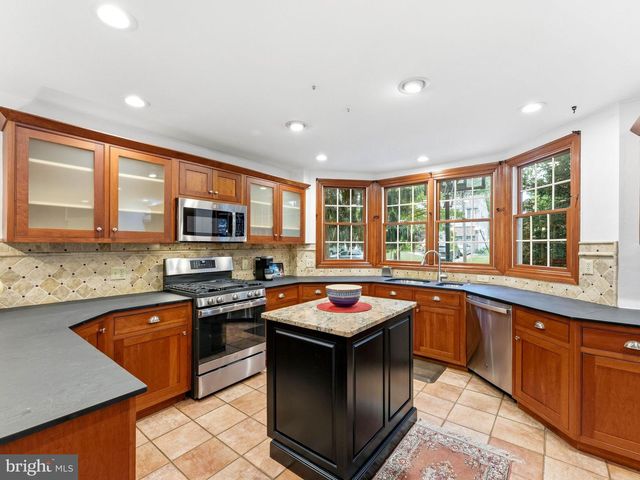206 KING AVE, Haddon Township, NJ 08108