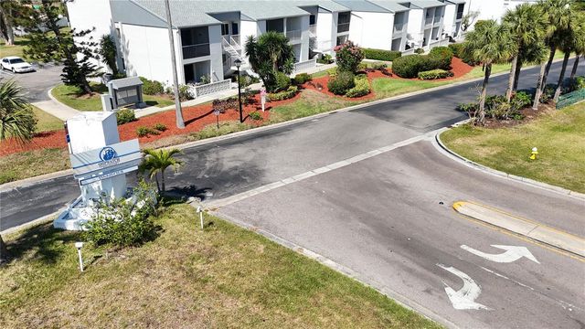 11303 SHIPWATCH LANE 1865, Largo, FL 33774