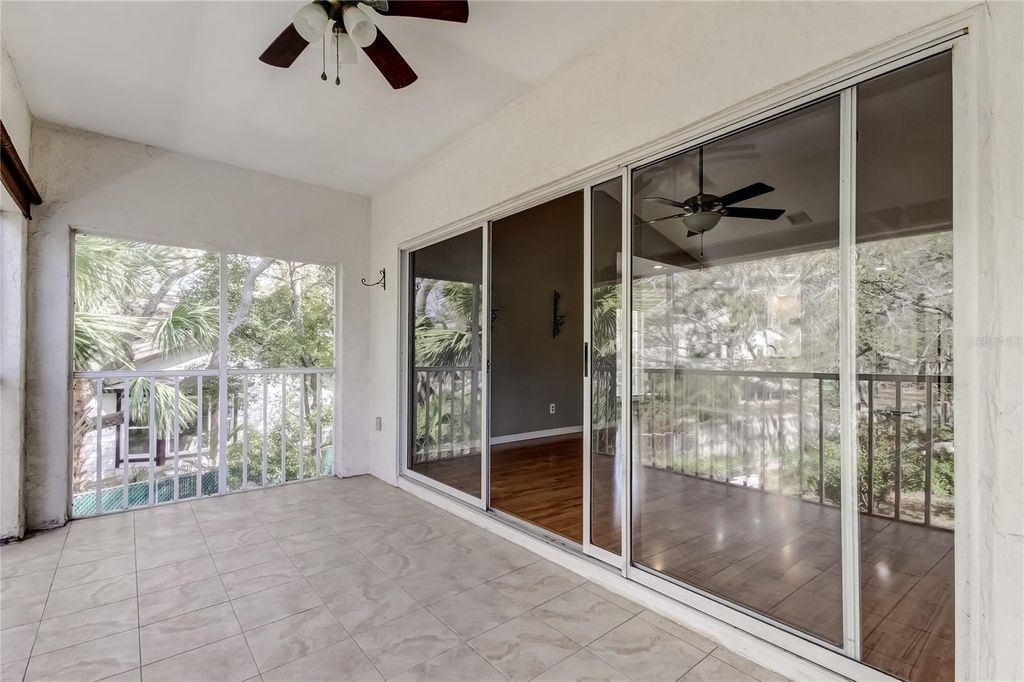 Image 43 of property listing at 11303 SHIPWATCH LANE 1865, Largo, FL 33774