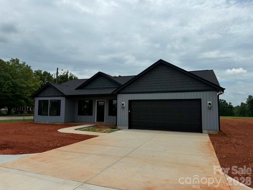 119 Progress Place, Salisbury, NC 28147