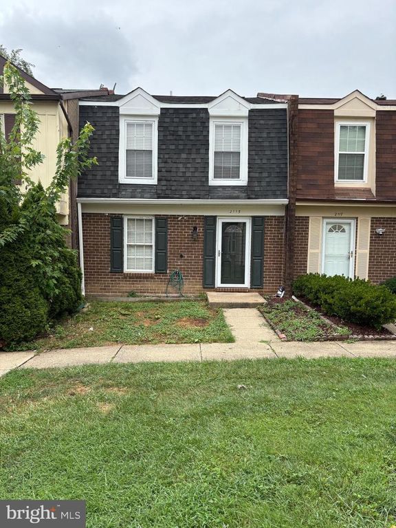 2115 MONAGHAN DR, Herndon, VA 20170
