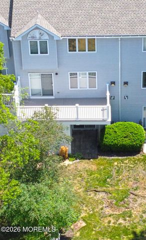 204 Muskflower Court, Toms River, NJ 08753