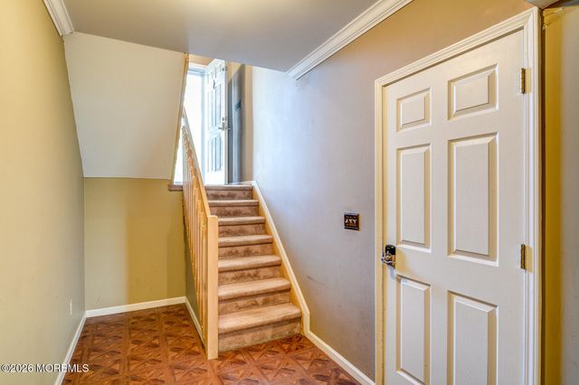 204 Muskflower Court, Toms River, NJ 08753