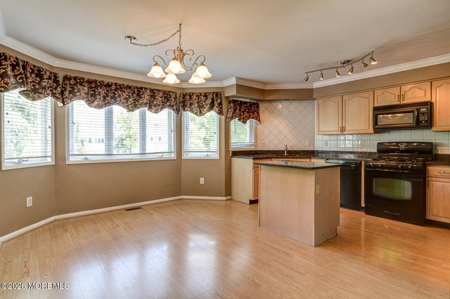 204 Muskflower Court, Toms River, NJ 08753