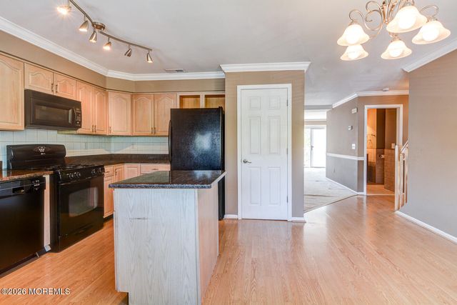 204 Muskflower Court, Toms River, NJ 08753