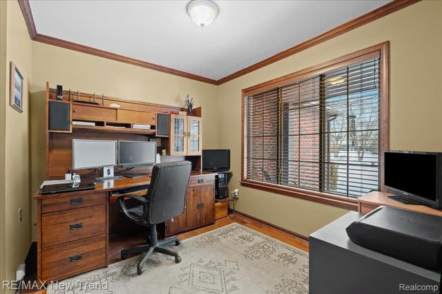 10288 Brunswick Drive, Green Oak Township, MI 48178