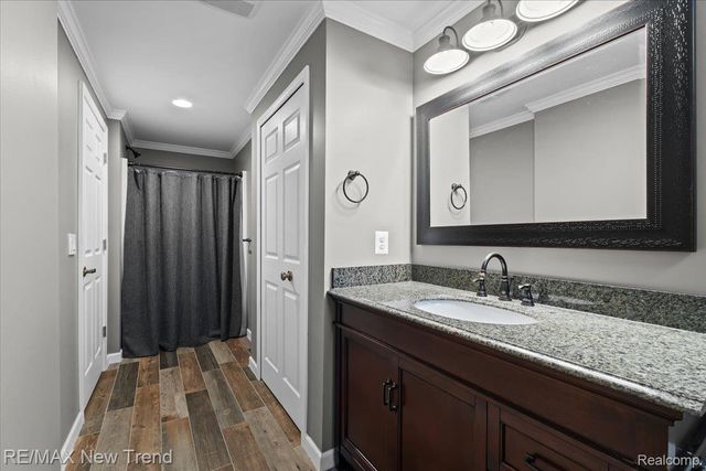 10288 Brunswick Drive, Green Oak Township, MI 48178