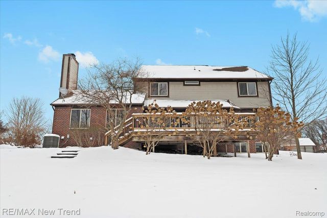 10288 Brunswick Drive, Green Oak Township, MI 48178