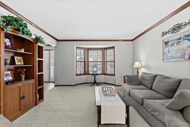 10288 Brunswick Drive, Green Oak Township, MI 48178