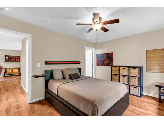 1040 COLUMBIA RIDGE Dr 22, Vancouver, WA 98664