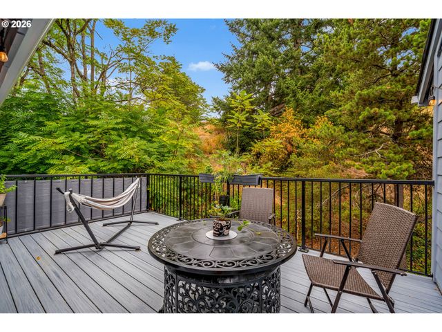 1040 COLUMBIA RIDGE Dr 22, Vancouver, WA 98664