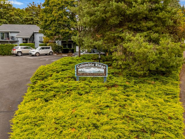 1040 COLUMBIA RIDGE Dr 22, Vancouver, WA 98664