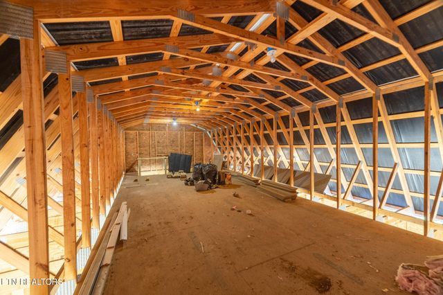 165 Tucker Lane, Lenoir City, TN 37771