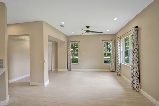 5779 NW 120th Avenue, Coral Springs, FL 33076