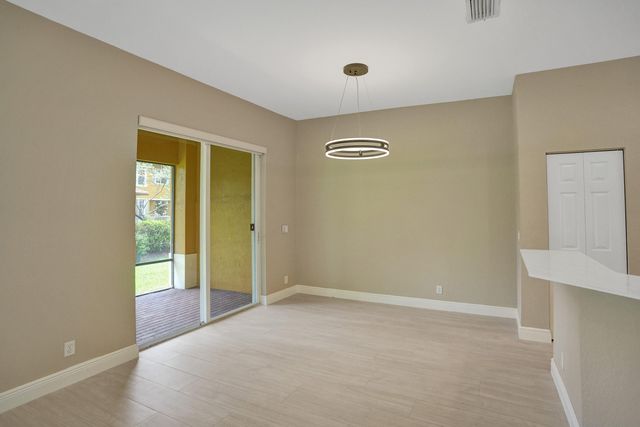 5779 NW 120th Avenue, Coral Springs, FL 33076