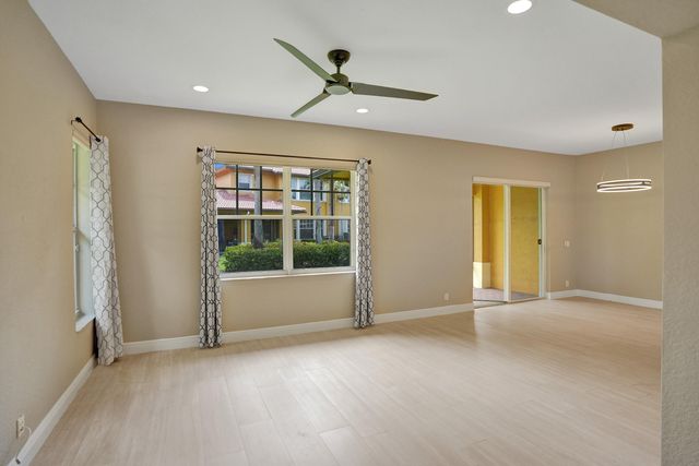 5779 NW 120th Avenue, Coral Springs, FL 33076