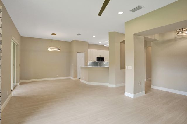 5779 NW 120th Avenue, Coral Springs, FL 33076