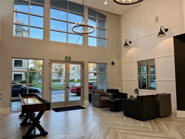 2106 Scholarship, Irvine, CA 92612