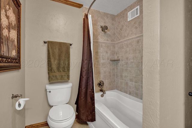 14 WINDWOOD Place, Canyon, TX 79015