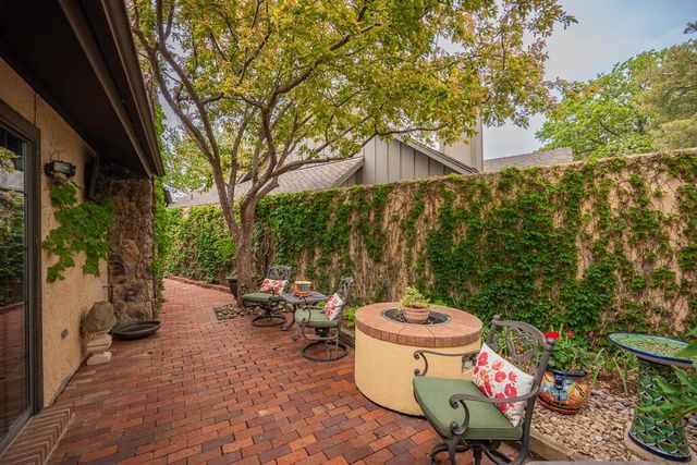 14 WINDWOOD Place, Canyon, TX 79015