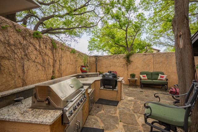 14 WINDWOOD Place, Canyon, TX 79015