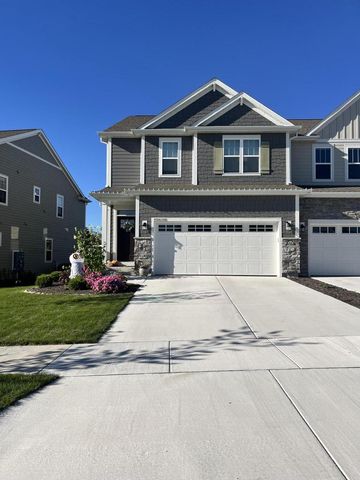 W73N1165 Augusta LANE, Cedarburg, WI 53012