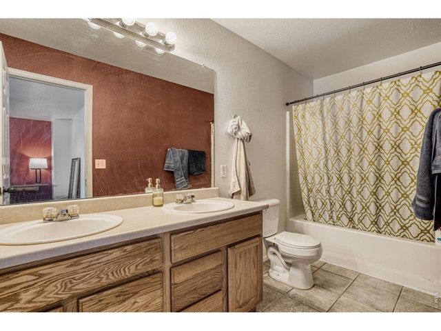 4228 E 94th Pl, Thornton, CO 80229