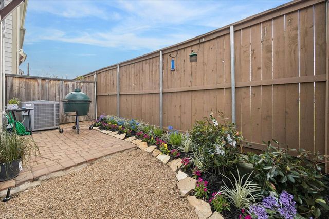 8417 Water Oak Pass Drive, Houston, TX 77055