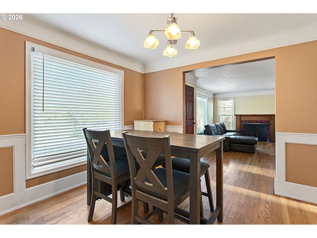 10 N BUFFALO St, Portland, OR 97217