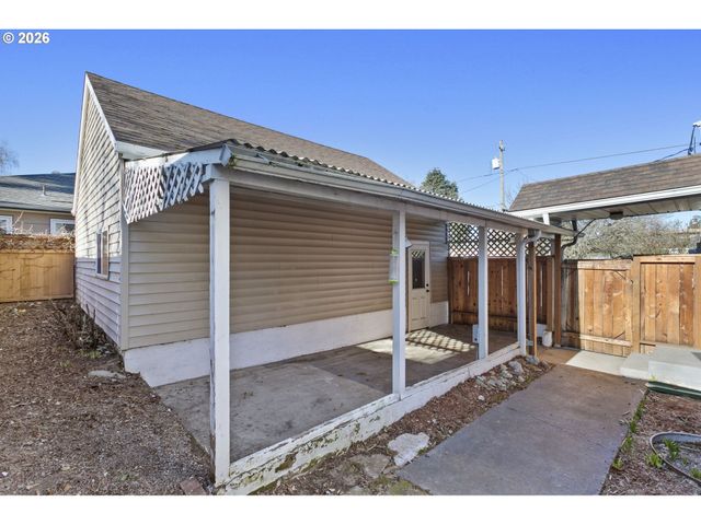 10 N BUFFALO St, Portland, OR 97217