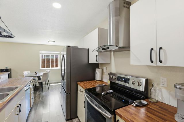 3407 Granby Dr, Sacramento, CA 95827