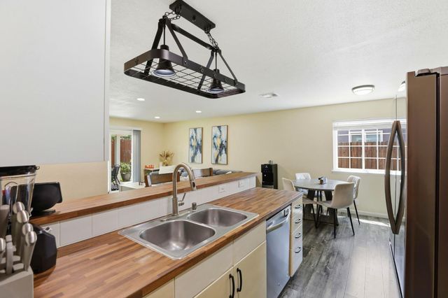 3407 Granby Dr, Sacramento, CA 95827