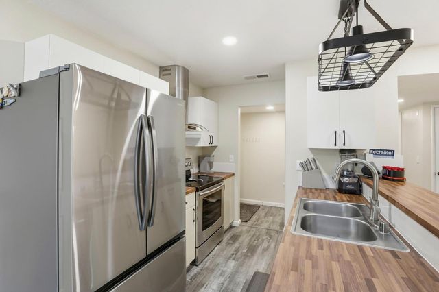 3407 Granby Dr, Sacramento, CA 95827