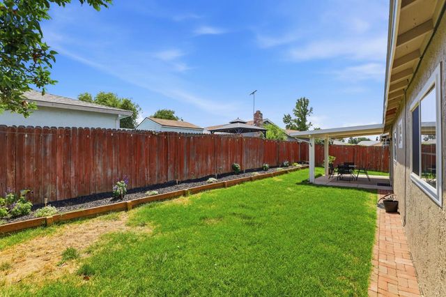 3407 Granby Dr, Sacramento, CA 95827