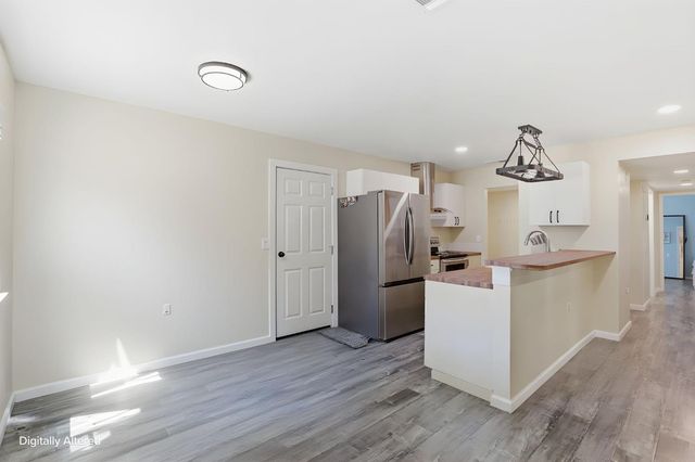 3407 Granby Dr, Sacramento, CA 95827