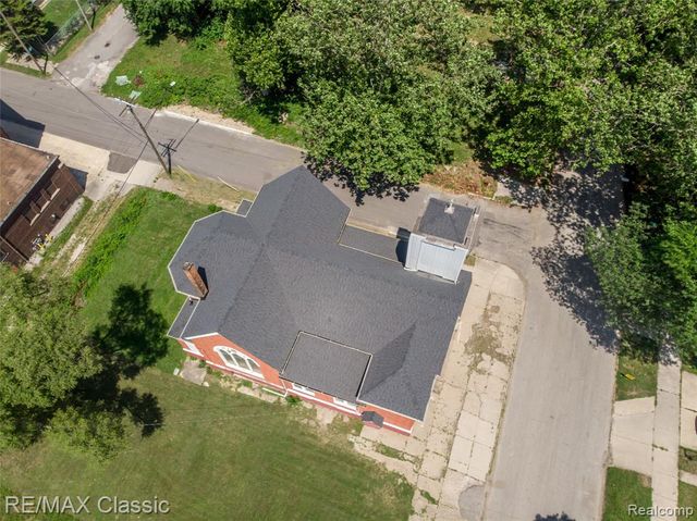 8400 Vanderbilt Vanderbilt St Street, Detroit, MI 48209