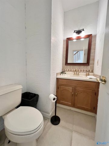 15000 Leafmore Drive, Huntsville, AL 35803