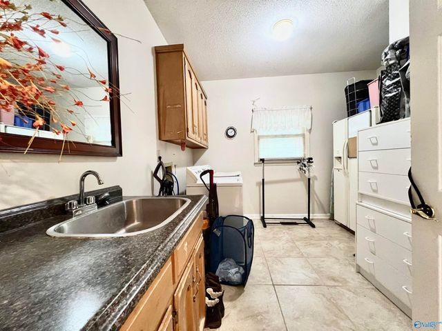 15000 Leafmore Drive, Huntsville, AL 35803