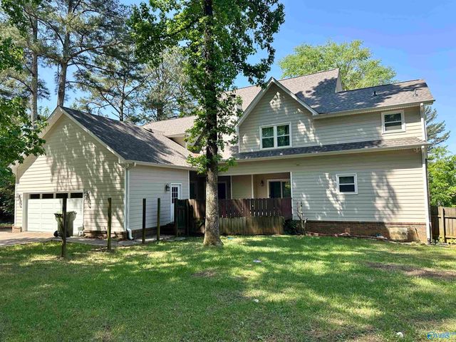 15000 Leafmore Drive, Huntsville, AL 35803